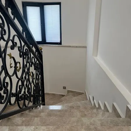 Safir Sarigerme